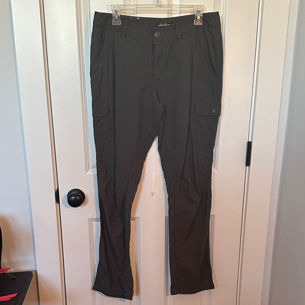 Columbia Women's Charcoal Cargo Pants